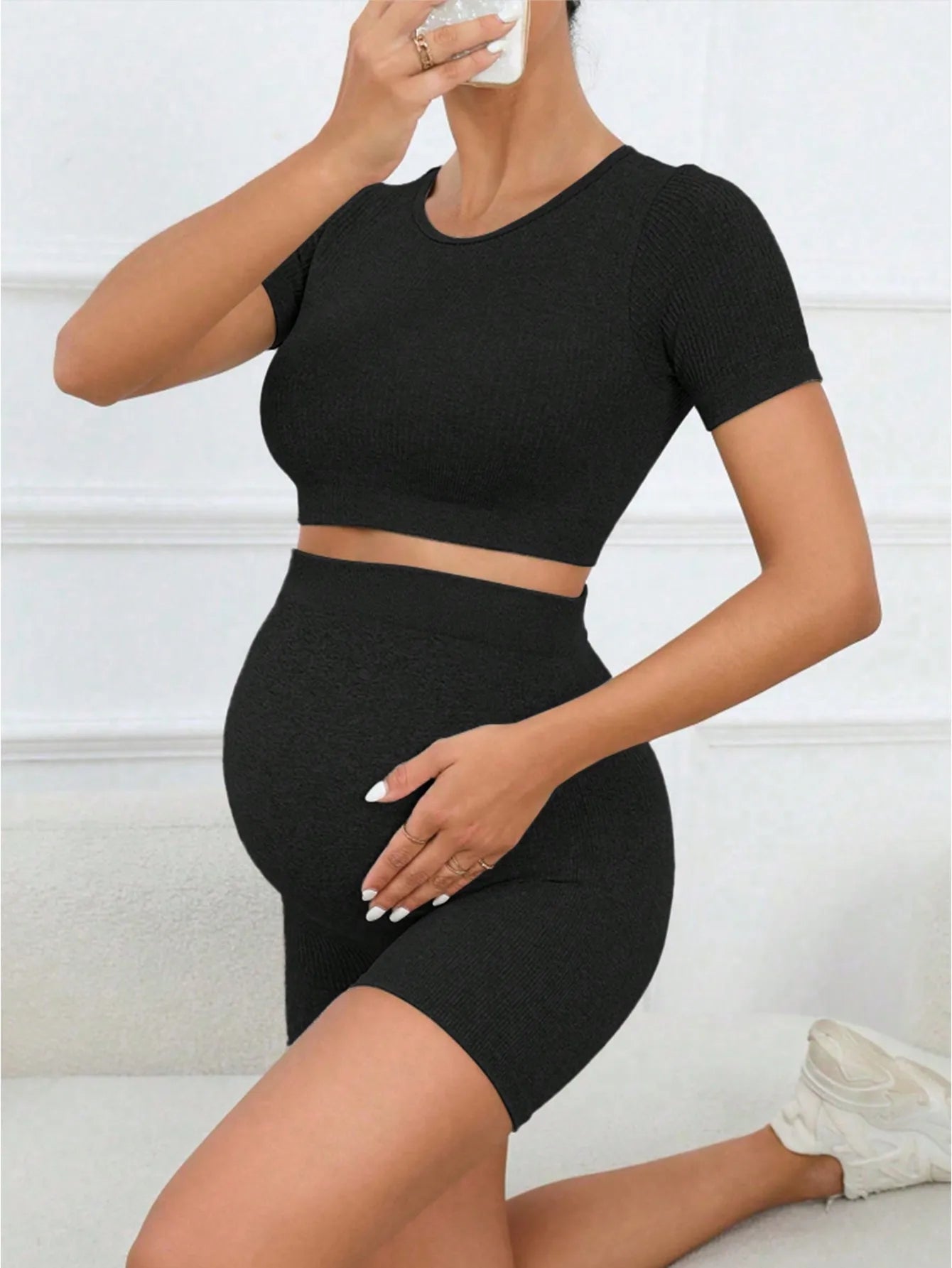 Maternity Seamless Yoga Shorts & Top Set